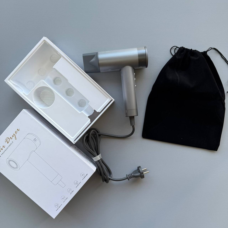 سشوار حرفه ای یونی 2200 وات مدل RAVAS